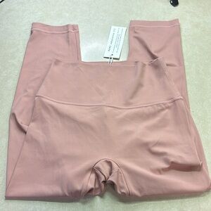 Rare Fit Salmon Nylon/Spandex Crop Leggings NWT